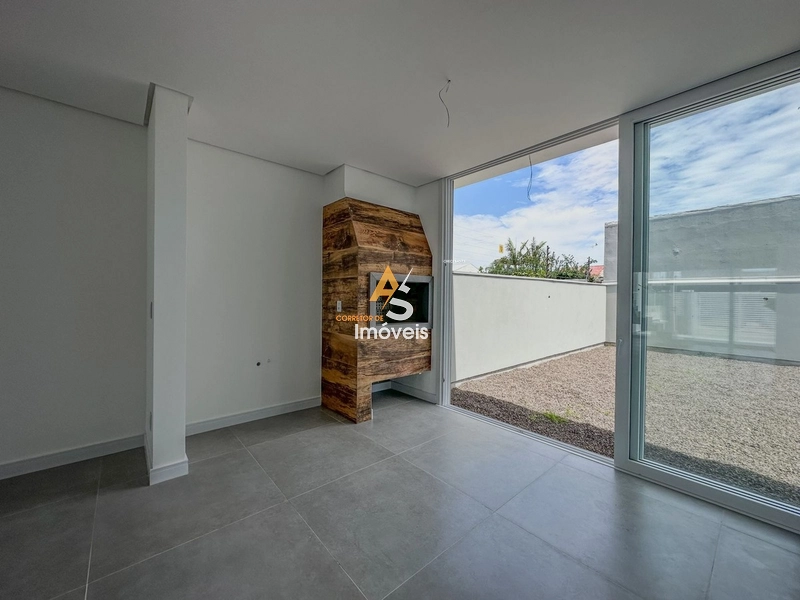 SOBRADO A 03 QUADRAS DO MAR EM CAPÃO DA CANOA À VENDA!!!: 14ª foto da galeria de imagens do imóvel