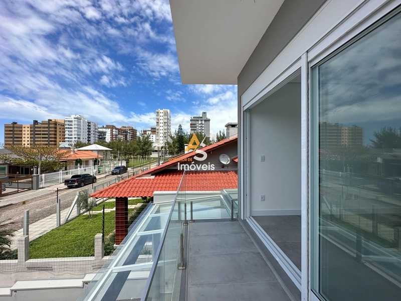 SOBRADO A 03 QUADRAS DO MAR EM CAPÃO DA CANOA À VENDA!!!: 31ª foto da galeria de imagens do imóvel