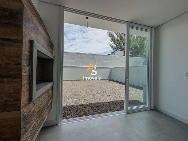 SOBRADO A 03 QUADRAS DO MAR EM CAPÃO DA CANOA À VENDA!!!: 15ª foto da galeria de imagens do imóvel