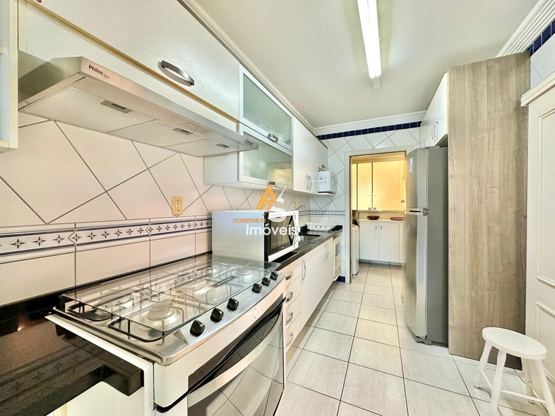 APTO DE ESQUINA COM 2 SACADAS VISTA PARA O MAR E SERRA: 12ª foto da galeria de imagens do imóvel