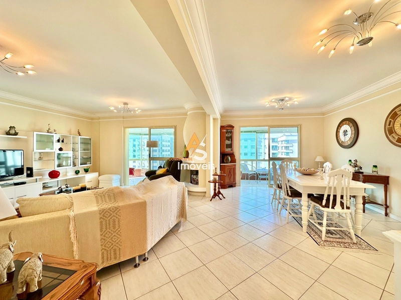 APTO DE ESQUINA COM 2 SACADAS VISTA PARA O MAR E SERRA: 3ª foto da galeria de imagens do imóvel