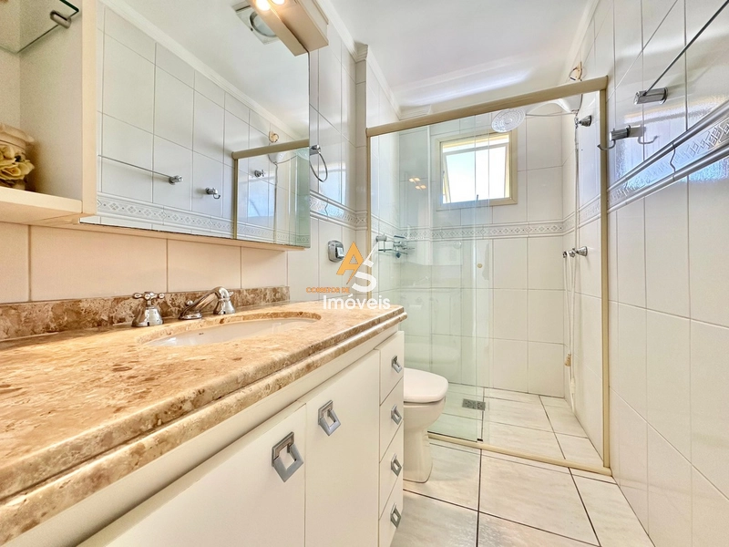 APTO DE ESQUINA COM 2 SACADAS VISTA PARA O MAR E SERRA: 24ª foto da galeria de imagens do imóvel