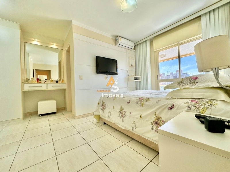 APTO DE ESQUINA COM 2 SACADAS VISTA PARA O MAR E SERRA: 22ª foto da galeria de imagens do imóvel