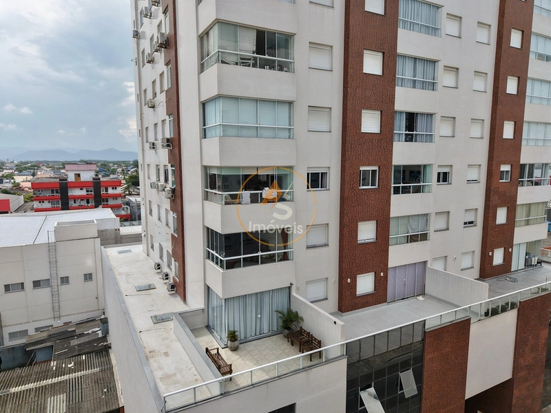 VENDO APTO DE 2 DORMITÓRIOS - COM TERRAÇO - FINAMENTE DECORADO: 28ª foto da galeria de imagens do imóvel