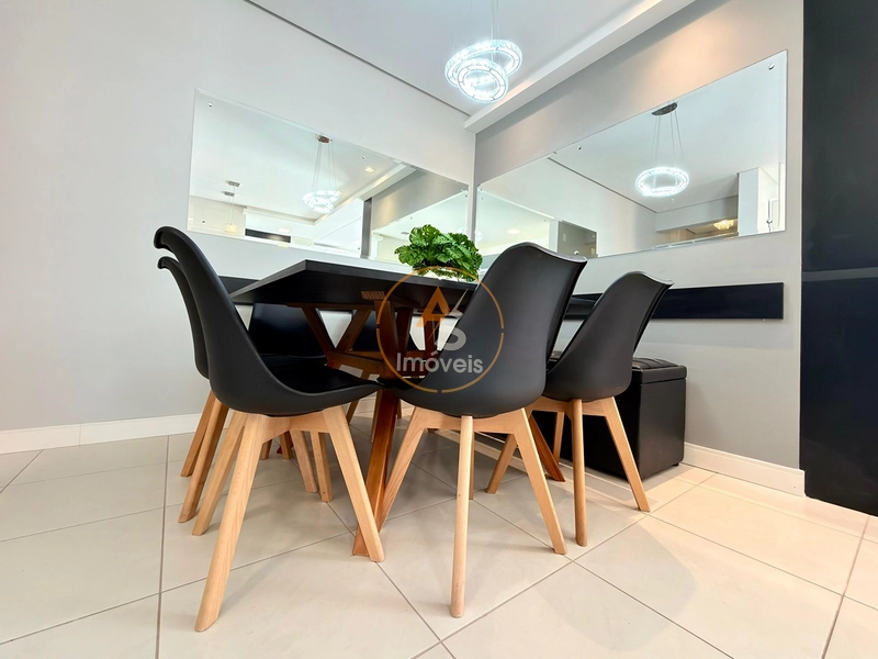 VENDO APTO DE 2 DORMITÓRIOS - COM TERRAÇO - FINAMENTE DECORADO: 17ª foto da galeria de imagens do imóvel