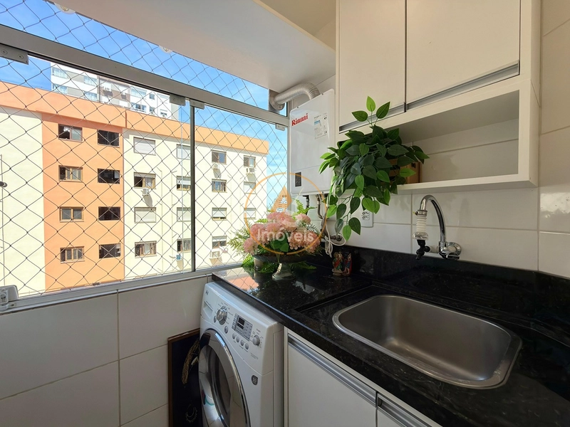 VENDO APTO DE 2 DORMITÓRIOS - COM TERRAÇO - FINAMENTE DECORADO: 19ª foto da galeria de imagens do imóvel