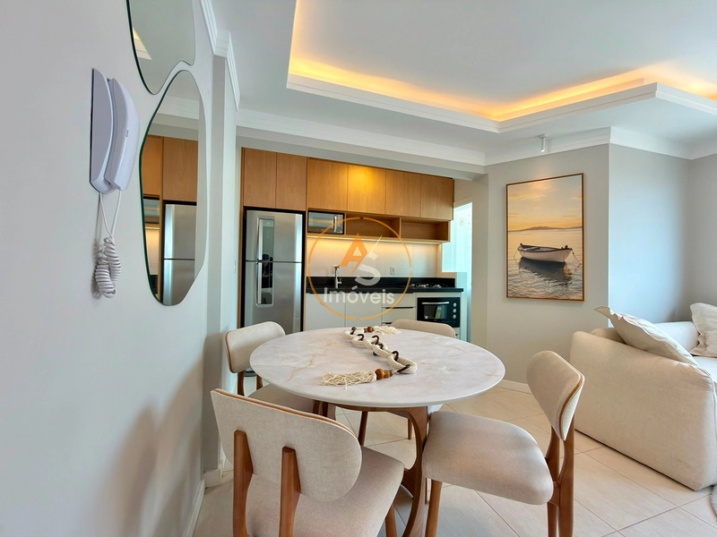 APARTAMENTO À VENDA EM CAPÃO DA CANOA!  2 DORMITÓRIOS • MOBILIADO E DECORADO: 4ª foto da galeria de imagens do imóvel