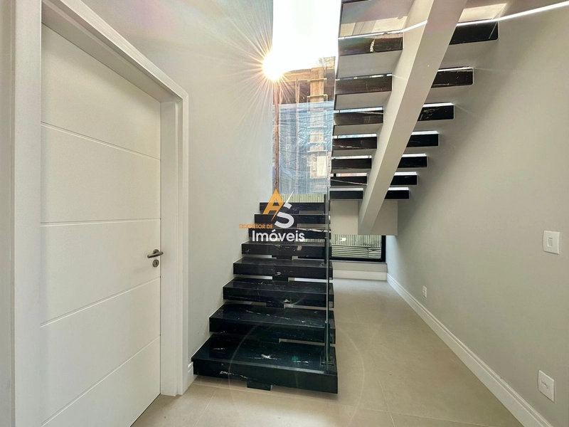 EXCELENTE CASA NO CONDOMÍNIO CAPÃO ILHAS: 7ª foto da galeria de imagens do imóvel