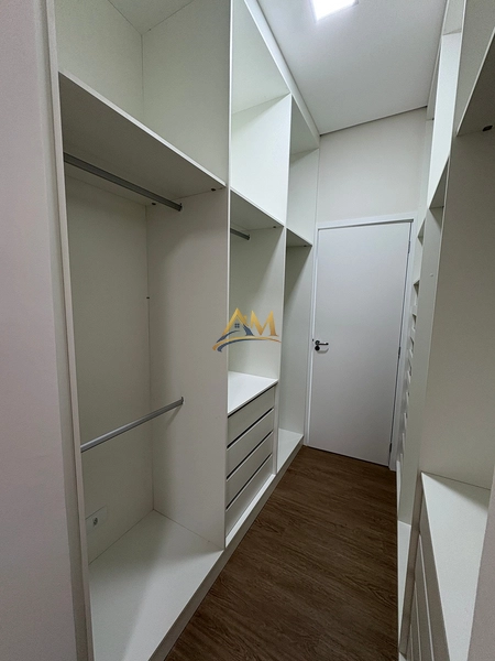🚗 Garagem coberta para 2 carros + muito conforto!: 20ª foto da galeria de imagens do imóvel