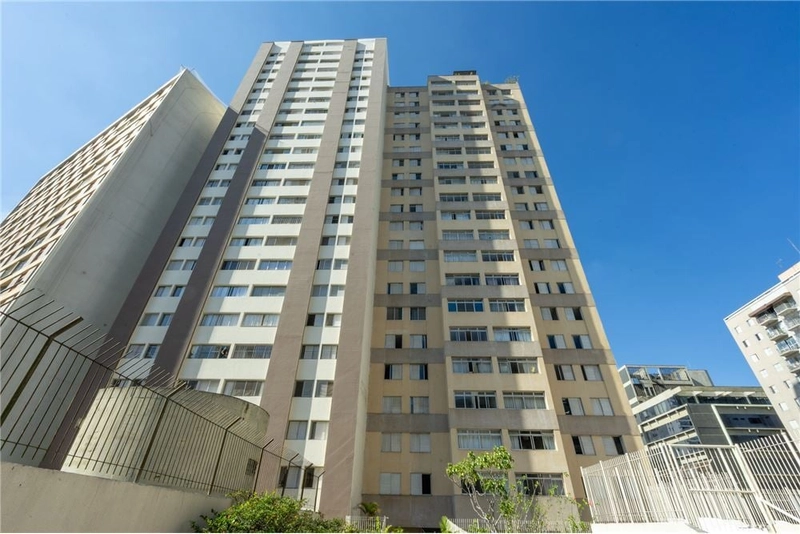 Condomínio Regina Pinheiros Residencial