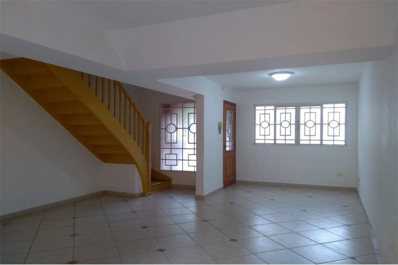 PJM 166 Loja 601181002-27