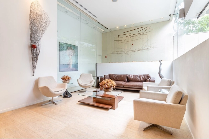Casa Comercial com 6 salas e 6 vagas de garagem: 28ª foto da galeria de imagens do imóvel