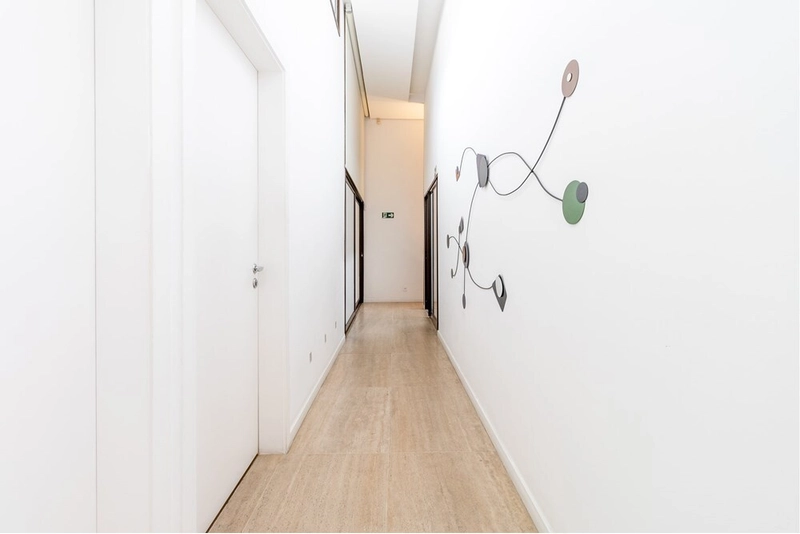 Casa Comercial com 6 salas e 6 vagas de garagem: 5ª foto da galeria de imagens do imóvel