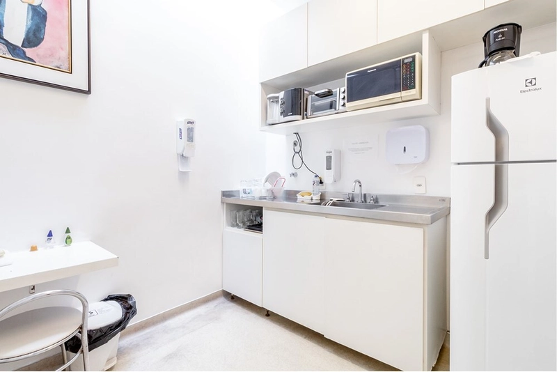 Casa Comercial com 6 salas e 6 vagas de garagem: 18ª foto da galeria de imagens do imóvel