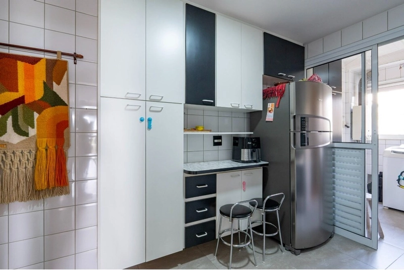 Apartamento 3 dormitórios 2 vagas no Alto da Lapa, com varanda e lazer: 3ª foto da galeria de imagens do imóvel