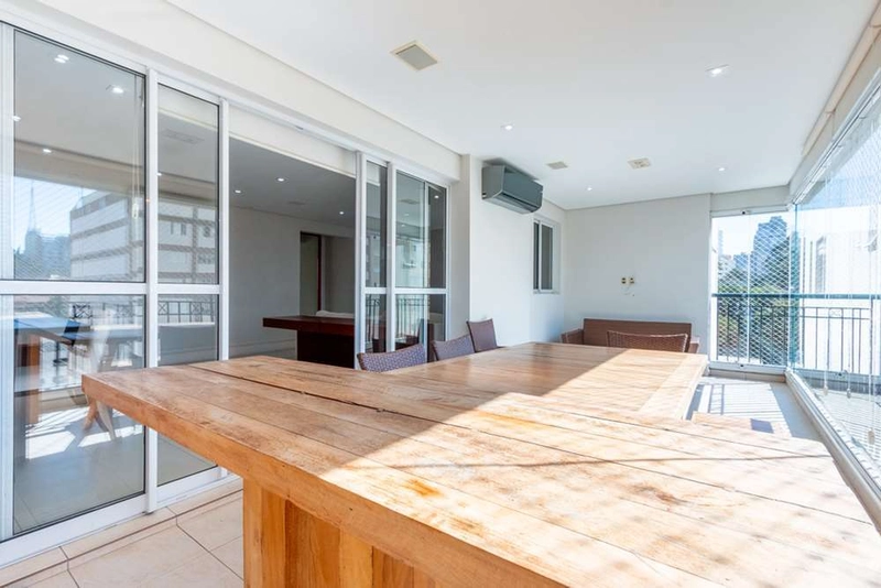 Apartamento 3 dormitórios em Pinheiros 2 vagzs de garagem: 2ª foto da galeria de imagens do imóvel