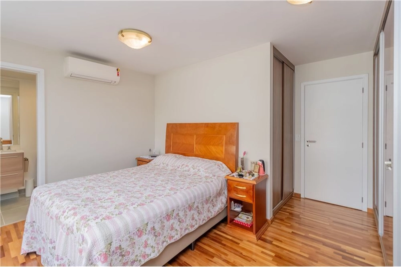 Apartamento 3 suítes com varanda 3 vagas Vila Ipojuca: 19ª foto da galeria de imagens do imóvel