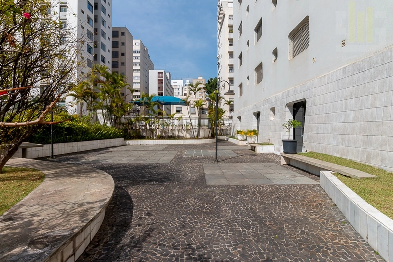 Cobertura com ampla piscina em Higienópolis: 76ª foto da galeria de imagens do imóvel