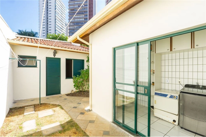 Casa no Jardim das Bandeiras 3 dormitórios 6 vagas: 9ª foto da galeria de imagens do imóvel