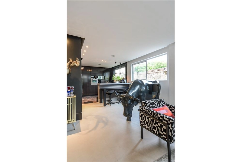 Apartamento 2 dormitórios Jardins divisa Pinheiros: 10ª foto da galeria de imagens do imóvel