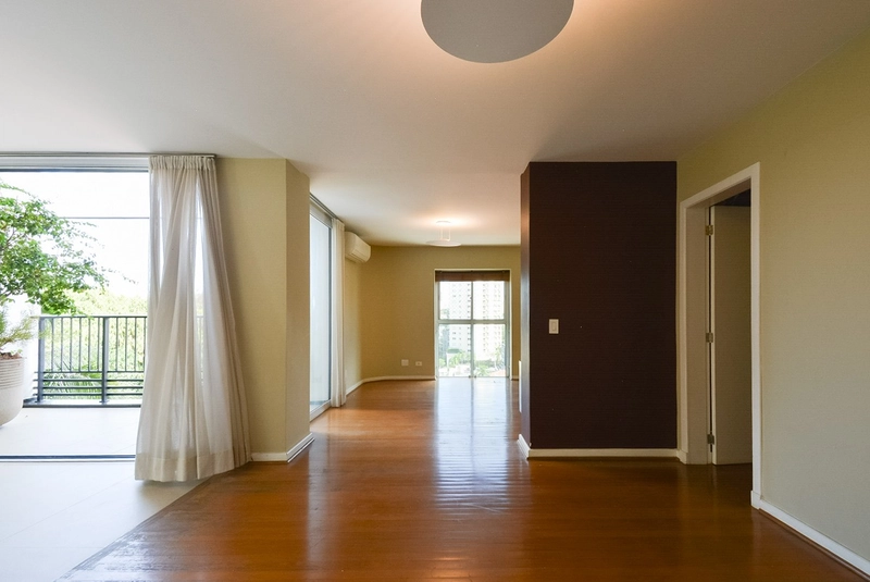 Apartamento Duplex Exclusivo com Vista para o Verde do Pacaembu: 3ª foto da galeria de imagens do imóvel