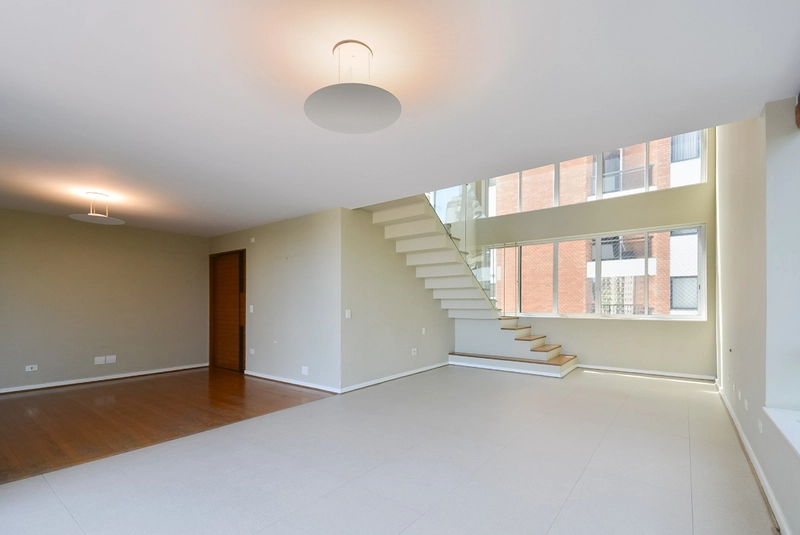 Apartamento Duplex Exclusivo com Vista para o Verde do Pacaembu: 4ª foto da galeria de imagens do imóvel