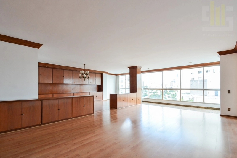 Apartamento 3 dormitórios em Higienópolis, sala ampla: 1ª foto da galeria de imagens do imóvel