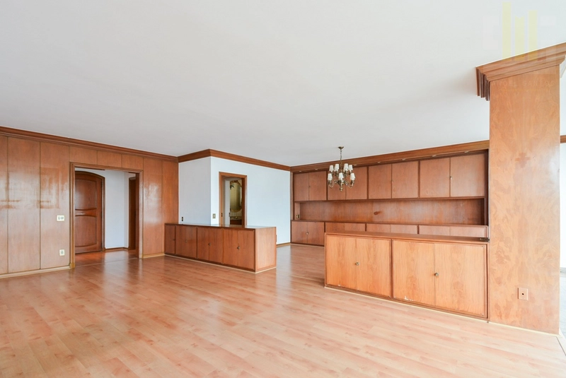 Apartamento 3 dormitórios em Higienópolis, sala ampla: 4ª foto da galeria de imagens do imóvel