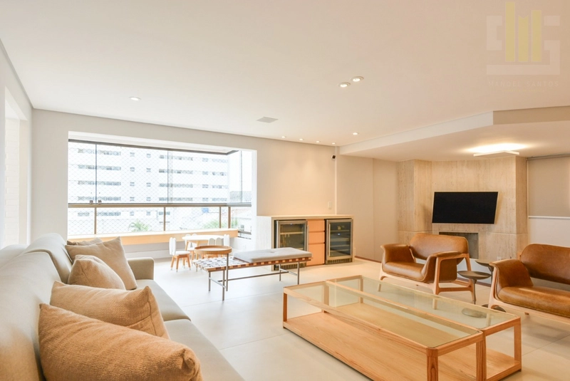 Apartamento 4 suítes, 5 vagas em Perdizes, Reformado: 1ª foto da galeria de imagens do imóvel