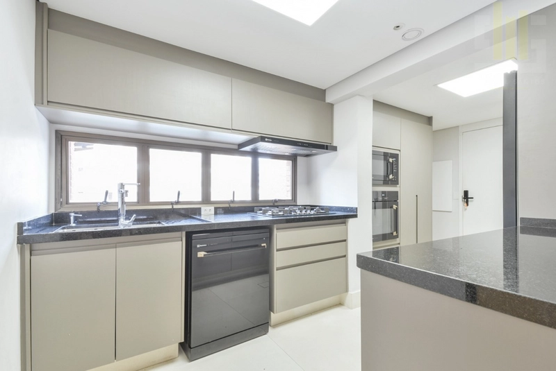Apartamento 4 suítes, 5 vagas em Perdizes, Reformado: 34ª foto da galeria de imagens do imóvel