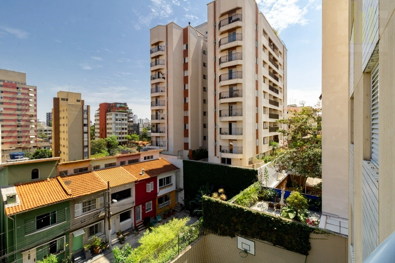 Apartamento em Pinheiros 3 dormitórios 1 suíte 2 vagas, com varanda: 5ª foto da galeria de imagens do imóvel