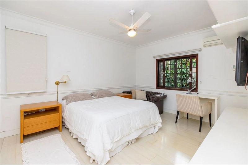 Casa no Alto de Pinheiros 4 dormitórios 4 vagas: 9ª foto da galeria de imagens do imóvel