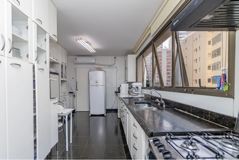 Apartamento 5 dormitórios em Higienópolis: 28ª foto da galeria de imagens do imóvel