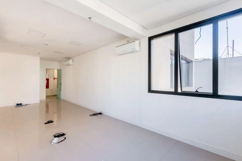 Sala Comercial em Higienópolis ao lado do metrô: 3ª foto da galeria de imagens do imóvel