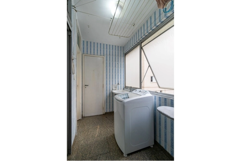 Apartamento 3 dormitórios uma vaga no Jardim Paulista: 2ª foto da galeria de imagens do imóvel
