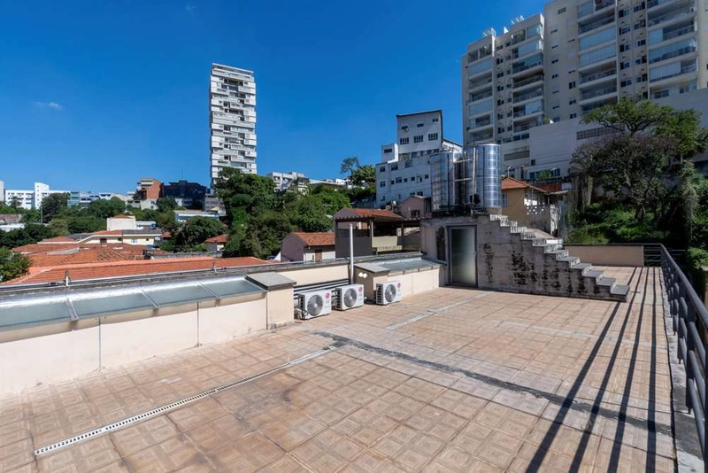 Casa na Vila Ipojuca com 400 metros, excelente construção: 1ª foto da galeria de imagens do imóvel