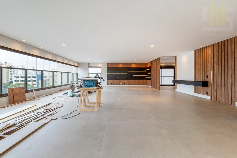 Apartamento em Higienópolis 4 suítes, 4 vagas e varanda: 2ª foto da galeria de imagens do imóvel