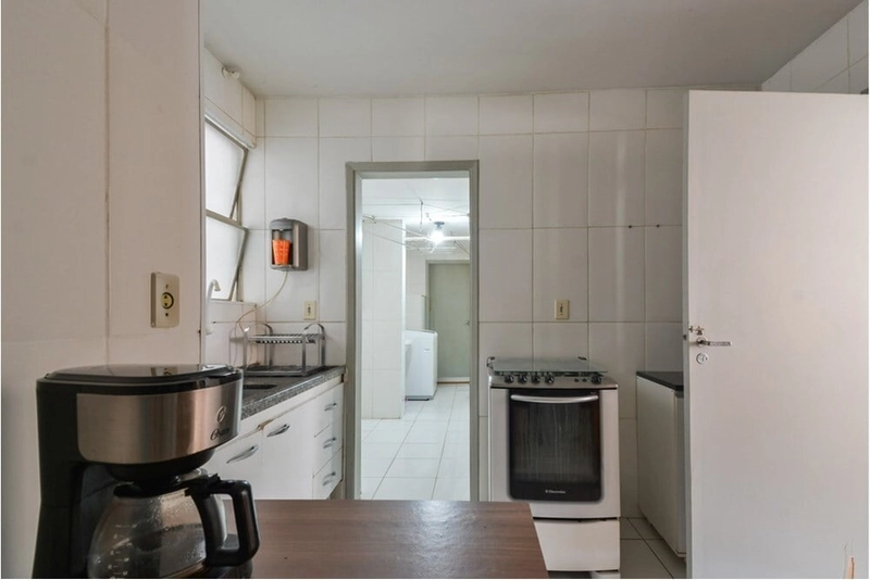 Apartamento 2 dormitórios ao lado do metrô em Pinheiros: 2ª foto da galeria de imagens do imóvel