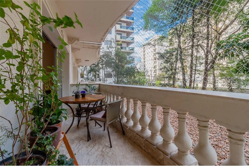 Apartamento 4 dormitórios 2 vagas em Perdizes perto do Parque: 12ª foto da galeria de imagens do imóvel