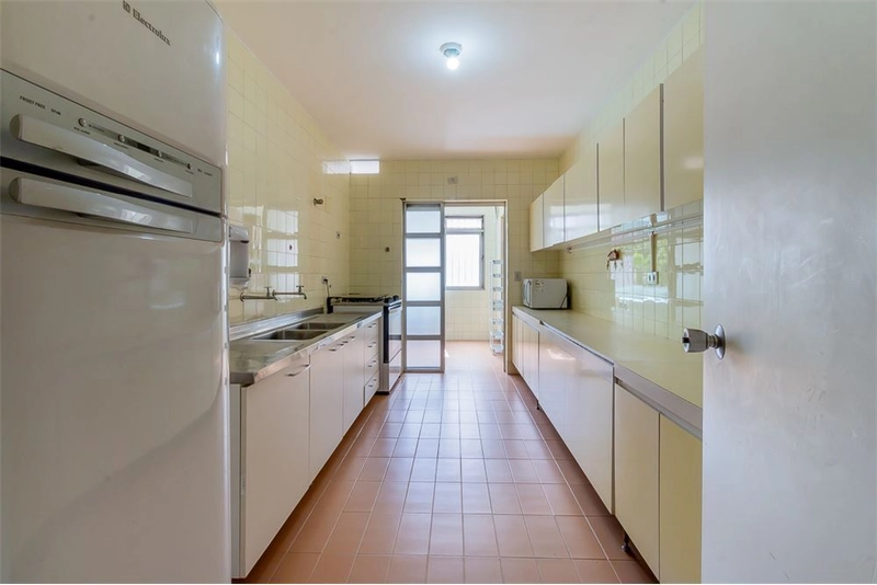 Apartamento 4 dormitórios 2 vagas em Perdizes perto do Parque: 15ª foto da galeria de imagens do imóvel