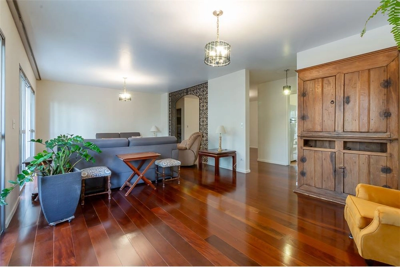 Apartamento 4 dormitórios 2 vagas em Perdizes perto do Parque: 4ª foto da galeria de imagens do imóvel