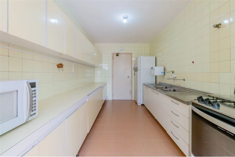 Apartamento 4 dormitórios 2 vagas em Perdizes perto do Parque: 16ª foto da galeria de imagens do imóvel