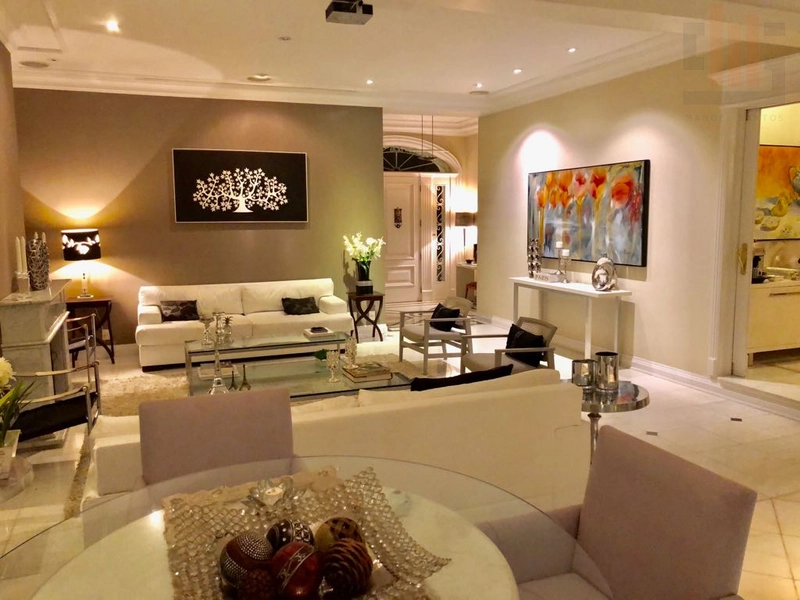 Casa no melhor Condomínio de alto padrão no Morumbi: 1ª foto da galeria de imagens do imóvel