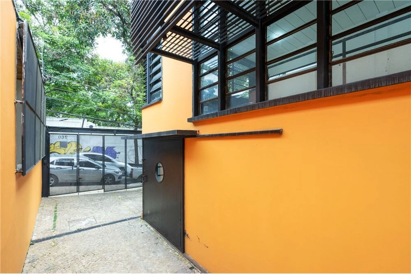 Casa com 3 dormitórios 5 vagas na Vila Madalena: 29ª foto da galeria de imagens do imóvel
