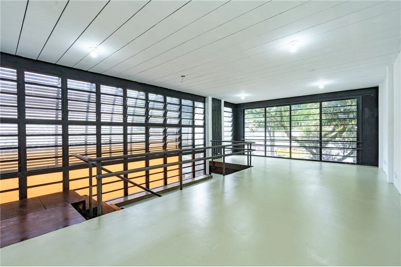 Casa com 3 dormitórios 5 vagas na Vila Madalena: 1ª foto da galeria de imagens do imóvel