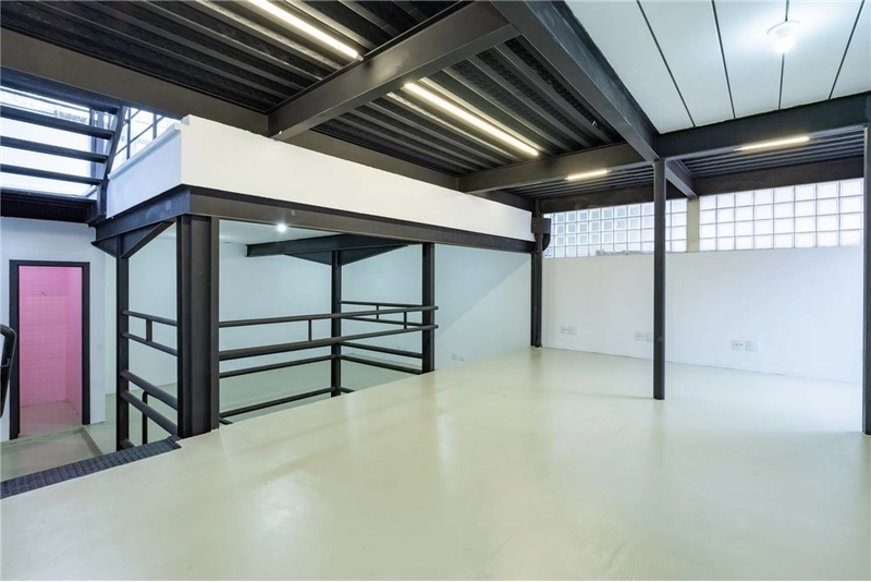 Casa com 3 dormitórios 5 vagas na Vila Madalena: 9ª foto da galeria de imagens do imóvel