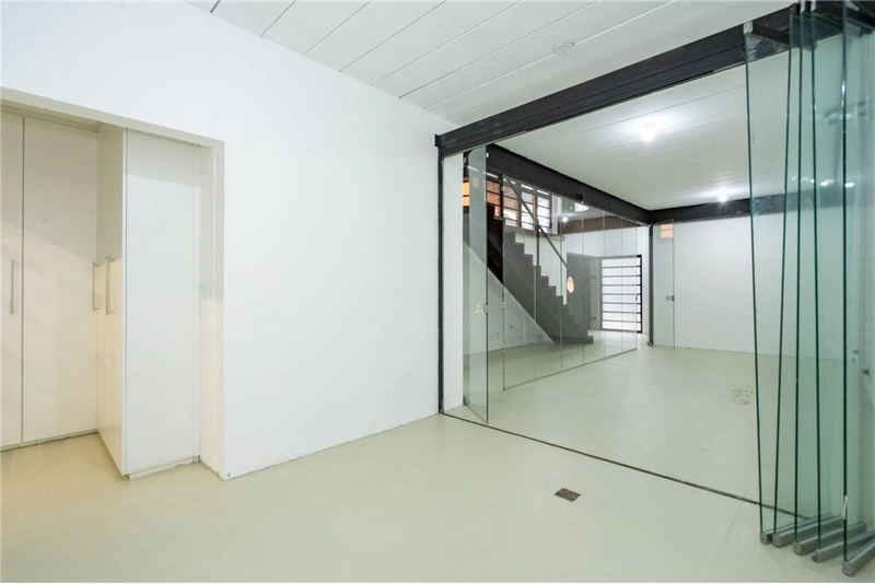 Casa com 3 dormitórios 5 vagas na Vila Madalena: 16ª foto da galeria de imagens do imóvel