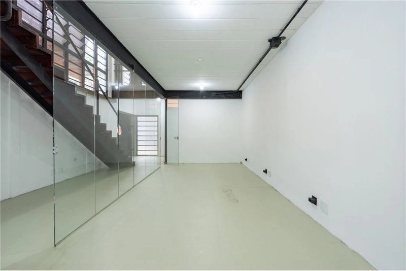 Casa com 3 dormitórios 5 vagas na Vila Madalena: 17ª foto da galeria de imagens do imóvel