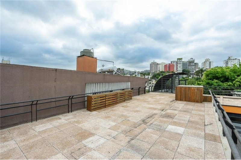 Casa com 3 dormitórios 5 vagas na Vila Madalena: 36ª foto da galeria de imagens do imóvel