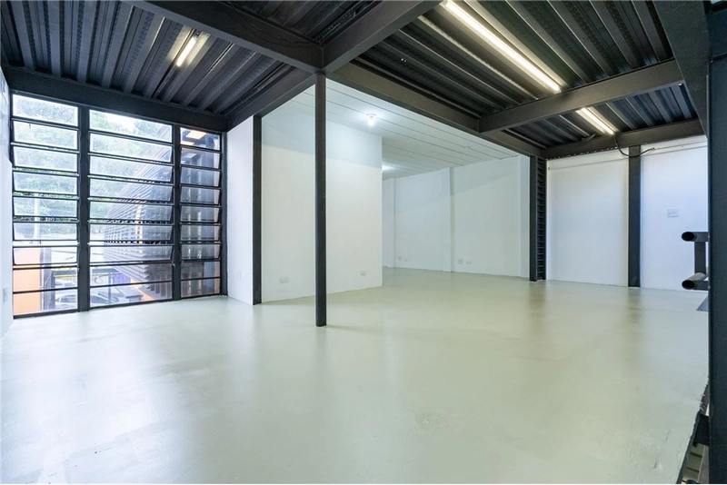 Casa com 3 dormitórios 5 vagas na Vila Madalena: 2ª foto da galeria de imagens do imóvel